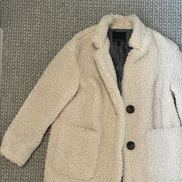 Women's Banana Republic Cream Teddy Coat - Picture 4 of 4